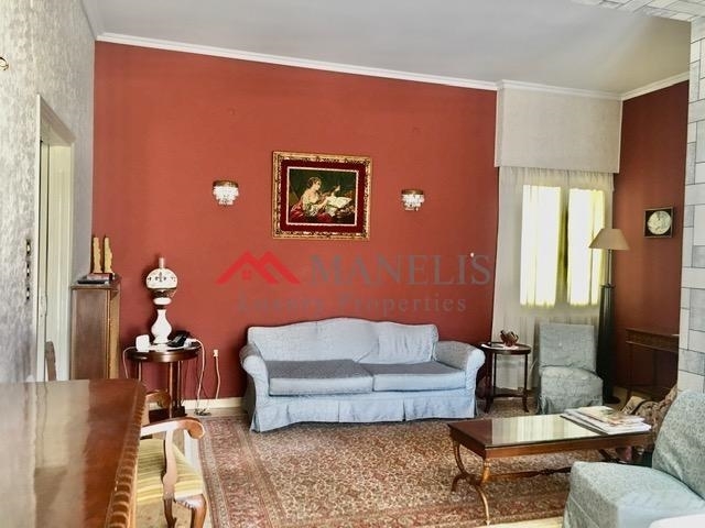 (For Sale) Residential Building || Athens North/Neo Psychiko - 200 Sq.m, 4 Bedrooms, 550.000€ 