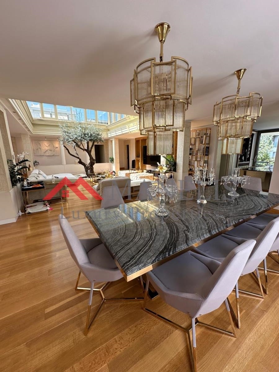 (Προς Ενοικίαση) Κατοικία Μονοκατοικία || Αθήνα Νότια/Γλυφάδα - 800 τ.μ, 6 Υ/Δ, 18.000€ 