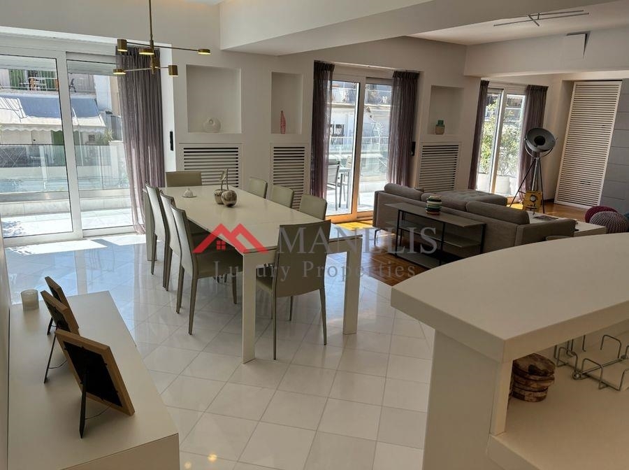 (For Sale) Commercial Commercial Property || Athens Center/Athens - 135 Sq.m, 850.000€ 