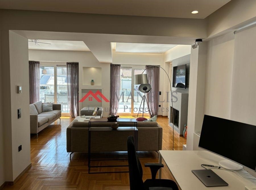 (For Sale) Residential Floor Apartment || Athens Center/Athens - 135 Sq.m, 1 Bedrooms, 850.000€ 