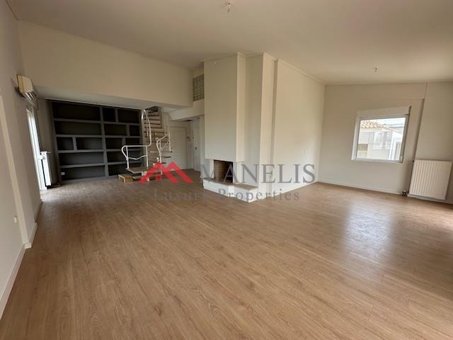 (For Sale) Residential Maisonette || East Attica/Vouliagmeni - 125 Sq.m, 2 Bedrooms, 650.000€ 